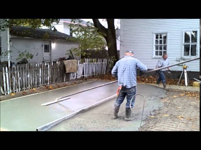 How to pour a concrete slab | Pouring a slab for a garage